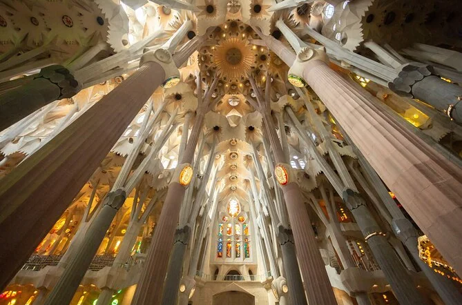 Guided Tour in English, Spanish, French or German